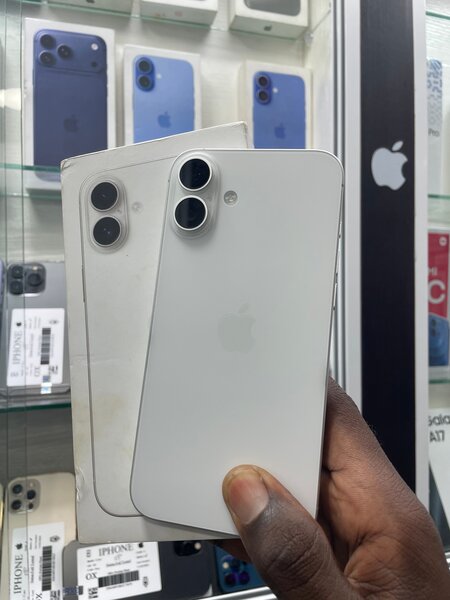 iPhone 16 plus 128Go