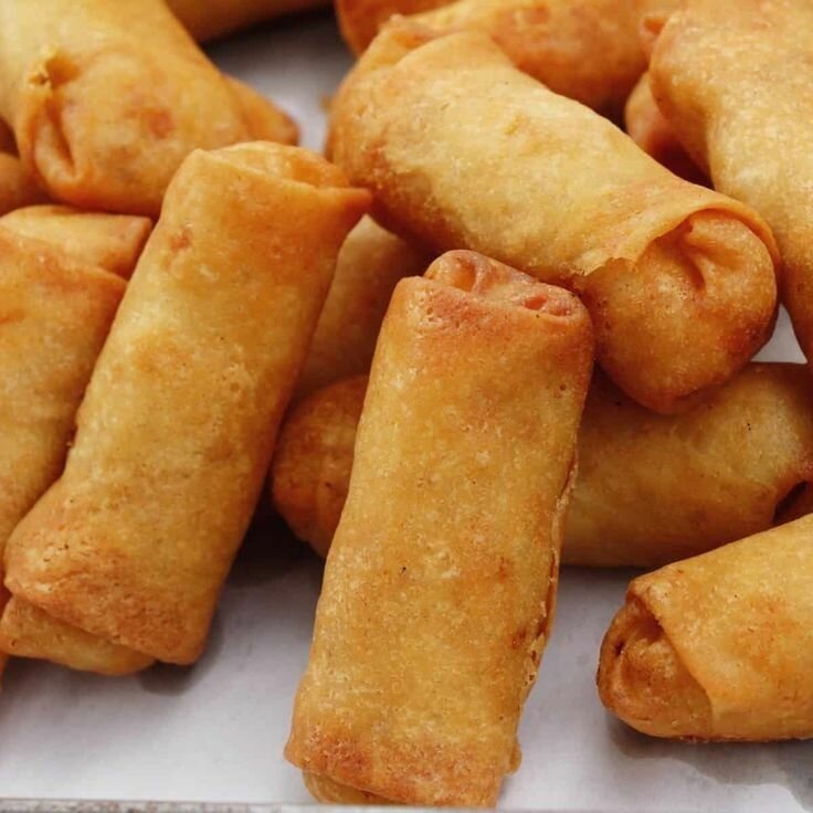 Spring rolls and samosa