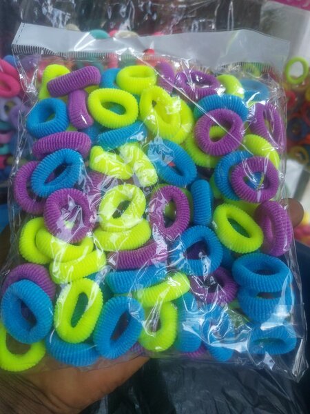 Élastiques à cheveux colorés