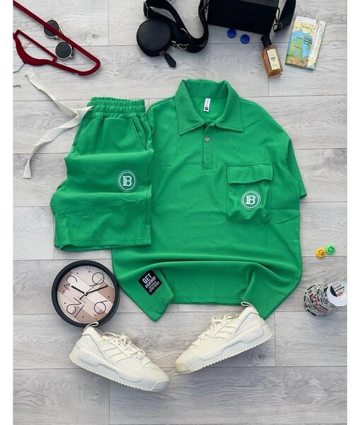 Ensemble de survêtement stylé