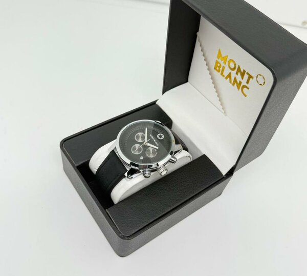 MontBlanc montre Homme élégant