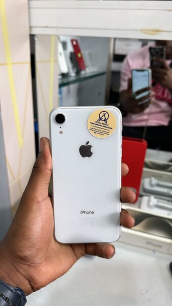 Phone XR 64gb propre