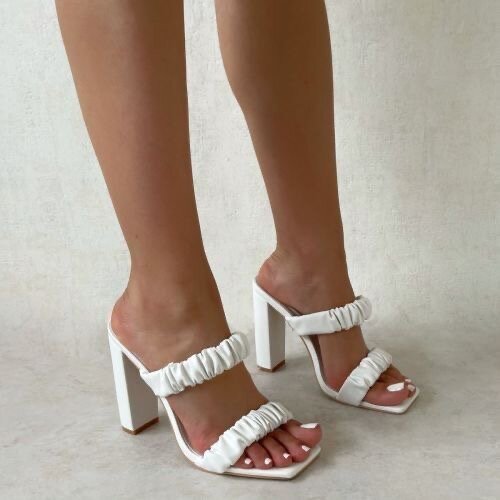 Sandales à talons élégantes