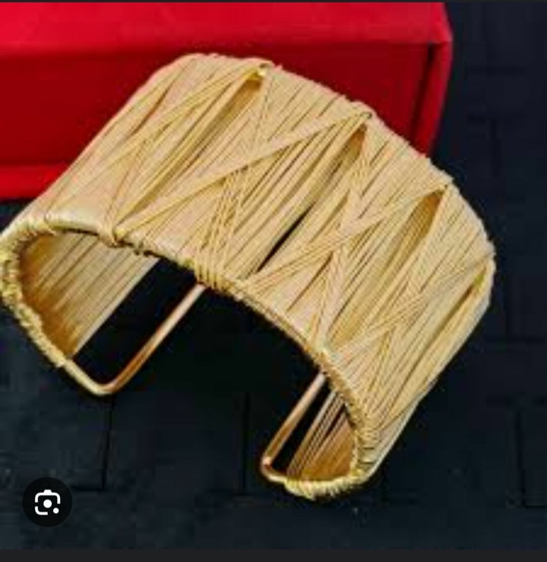 Bracelet manchette doré