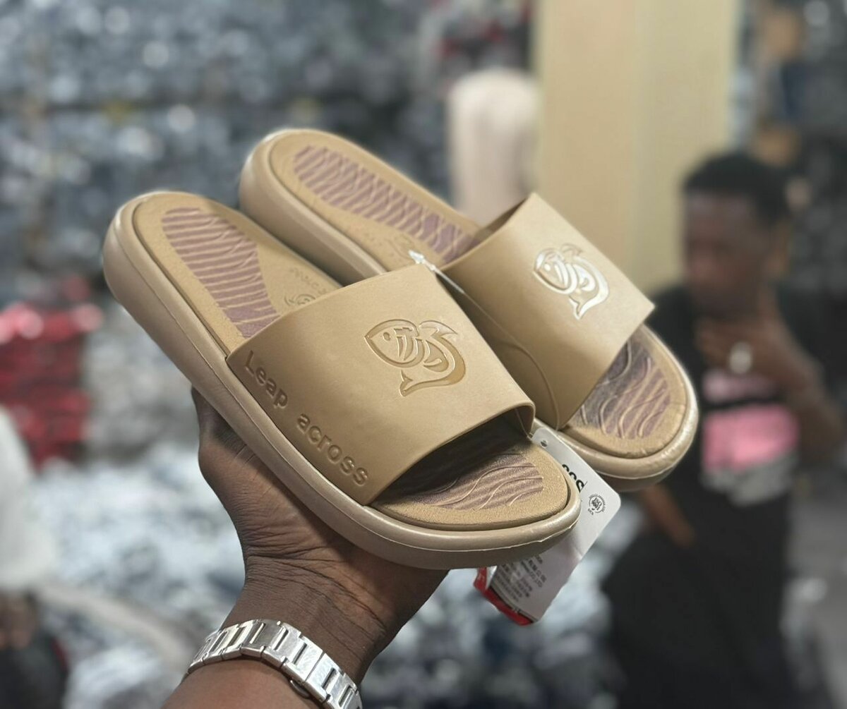 Sandales confortables homme