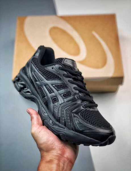 Baskets Noires Sport Homme