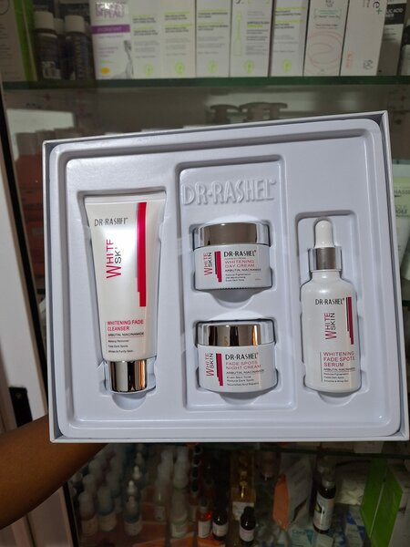 Dr RASHEL white leather set