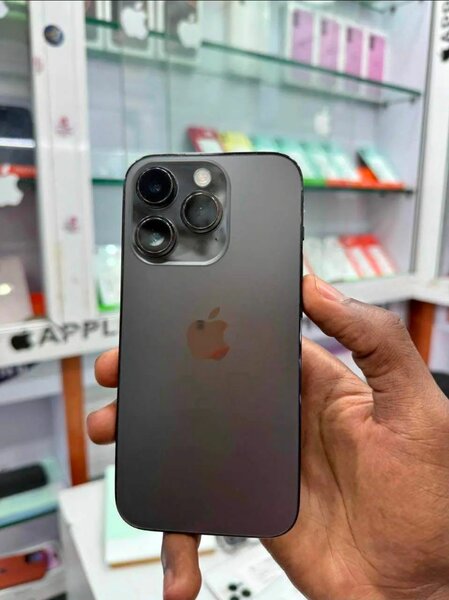 iPhone 14 Pro Max Noir