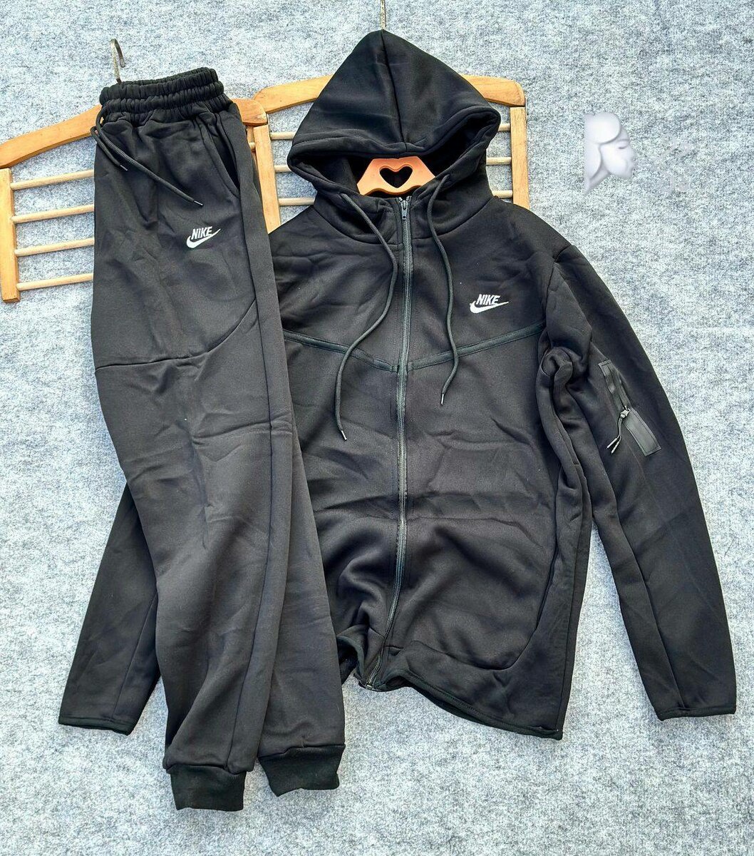 Ensemble de survêtement Nike