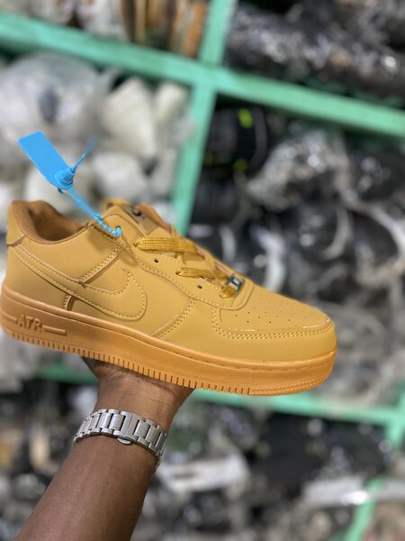Chaussures de sport en cuir