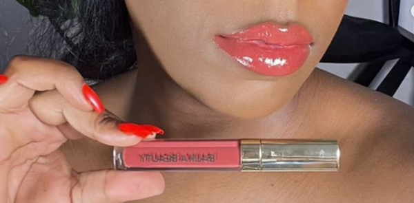 Balika Beauty lipgloss Chikota