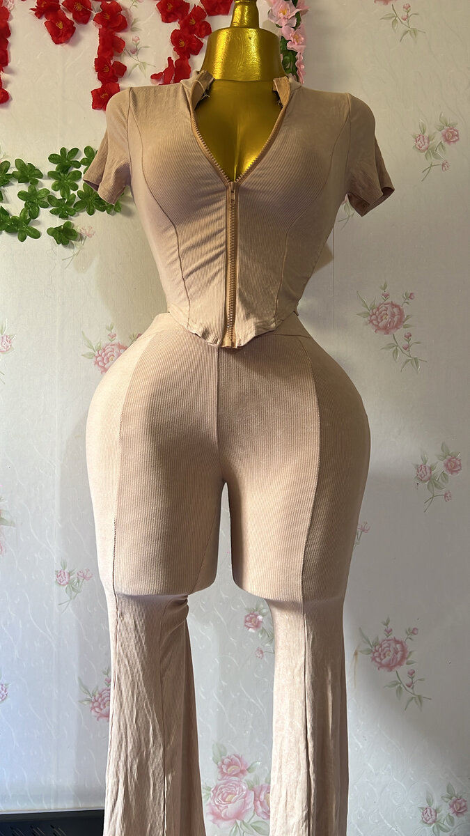 Haut et bas moulant beige