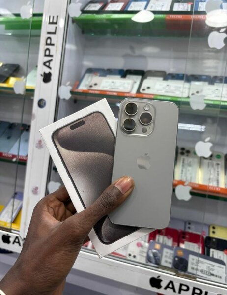 iPhone 15 Pro Max Neuf