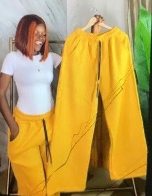 Pantalon jogging jaune moutard