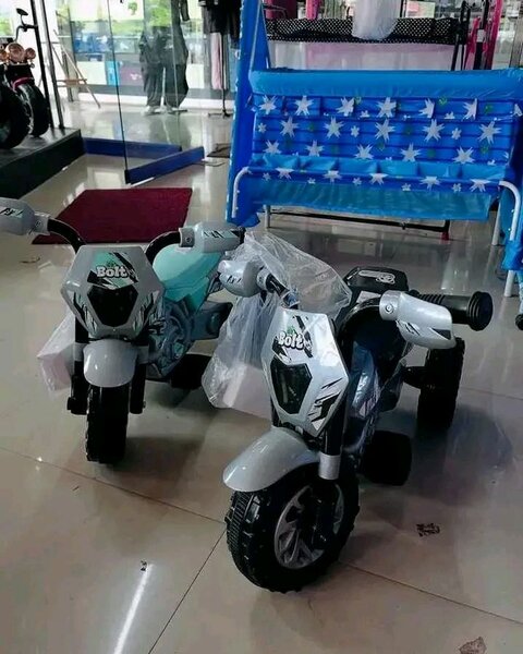 Moto électrique enfant Bolt