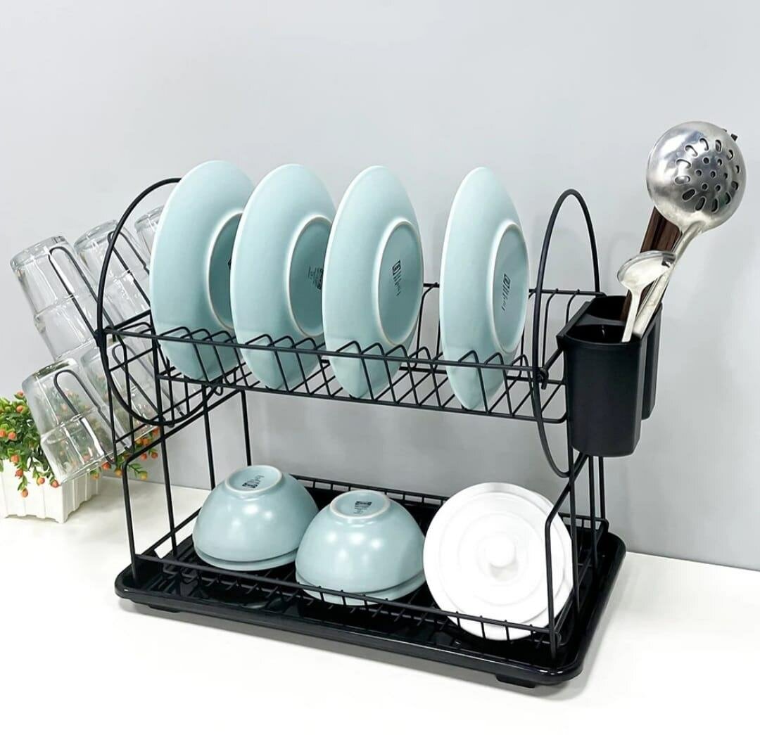 Étagère de rangement dassiettes et bols de cuisine