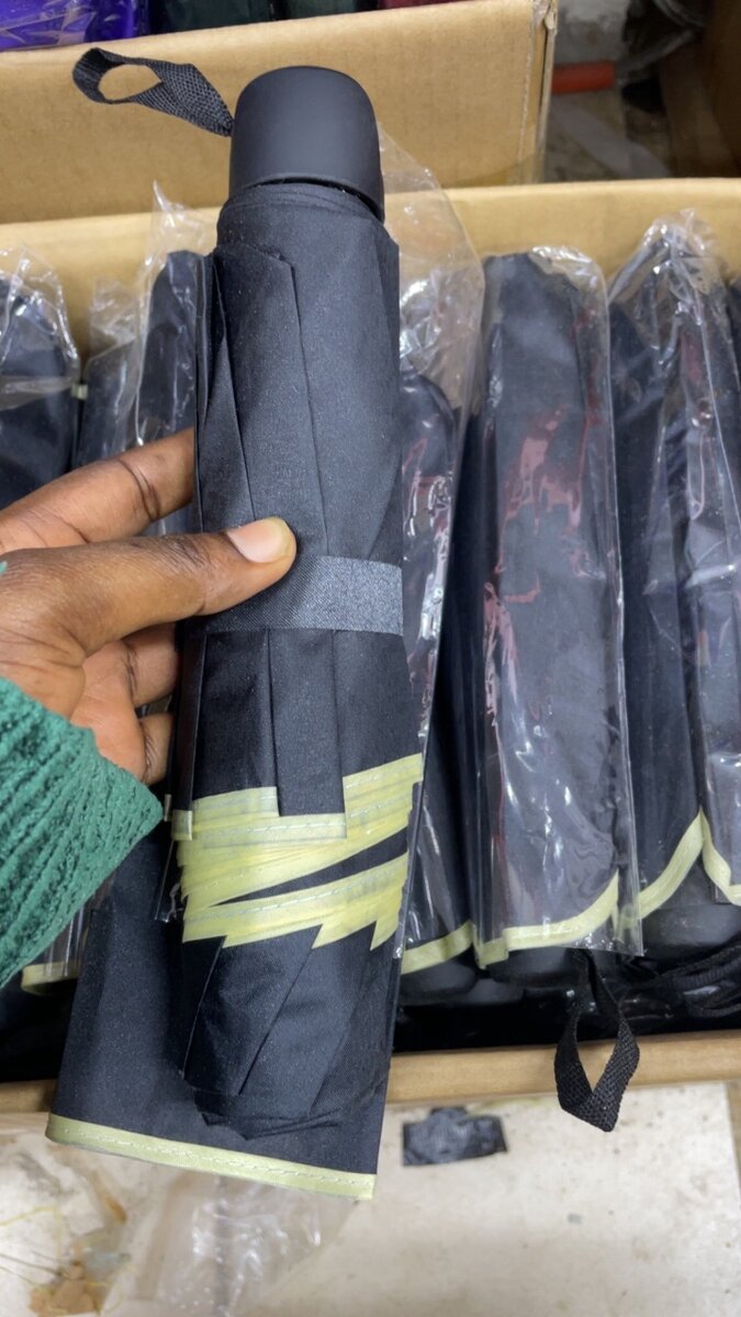 Parapluie compact automatique