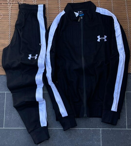 Ensemble de survêtement noir