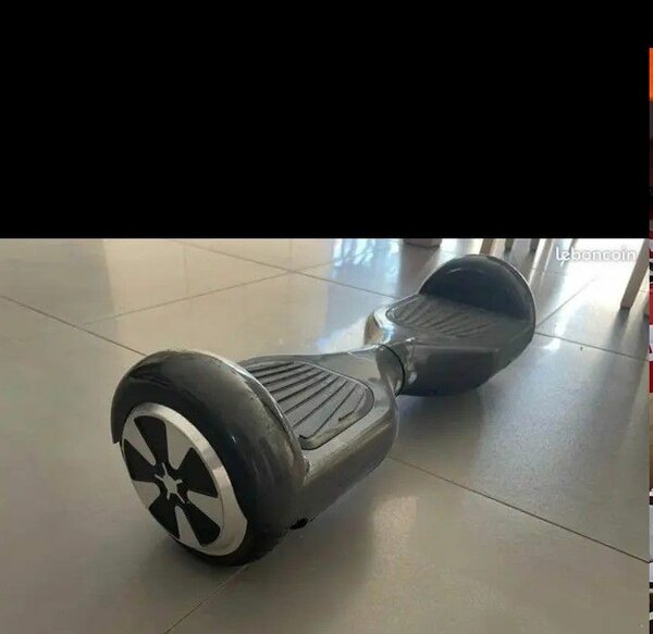 Hoverboard électrique auto-équilibrage