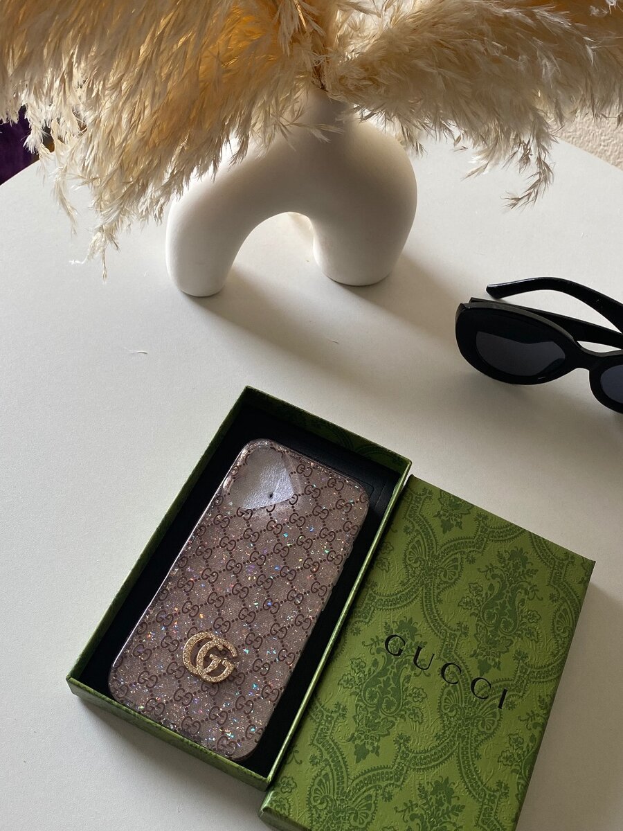 Housse Gucci élégante pour iPhone