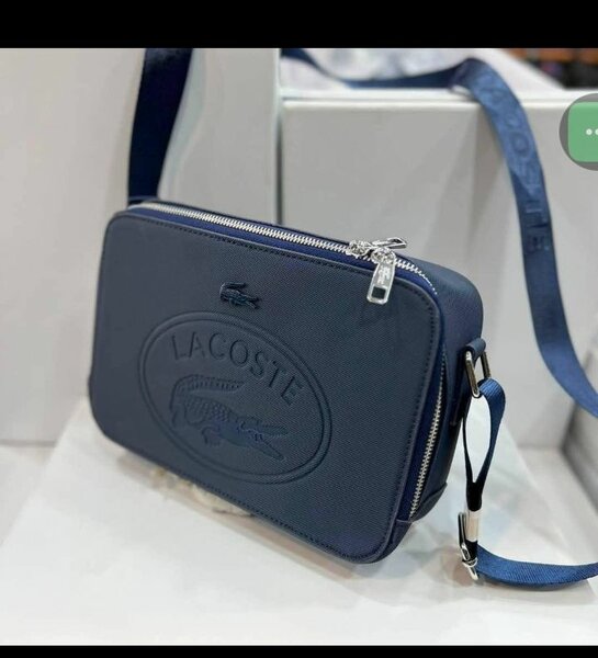 Sac Lacoste