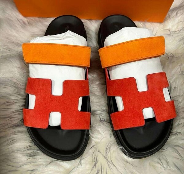 Ladies slippers
