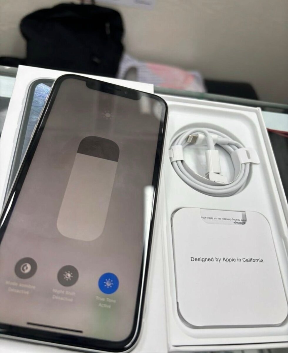 Apple iPhone XR Blanc 64GB