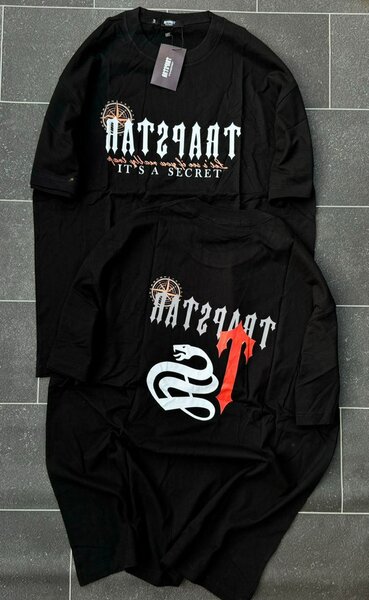 Tee short