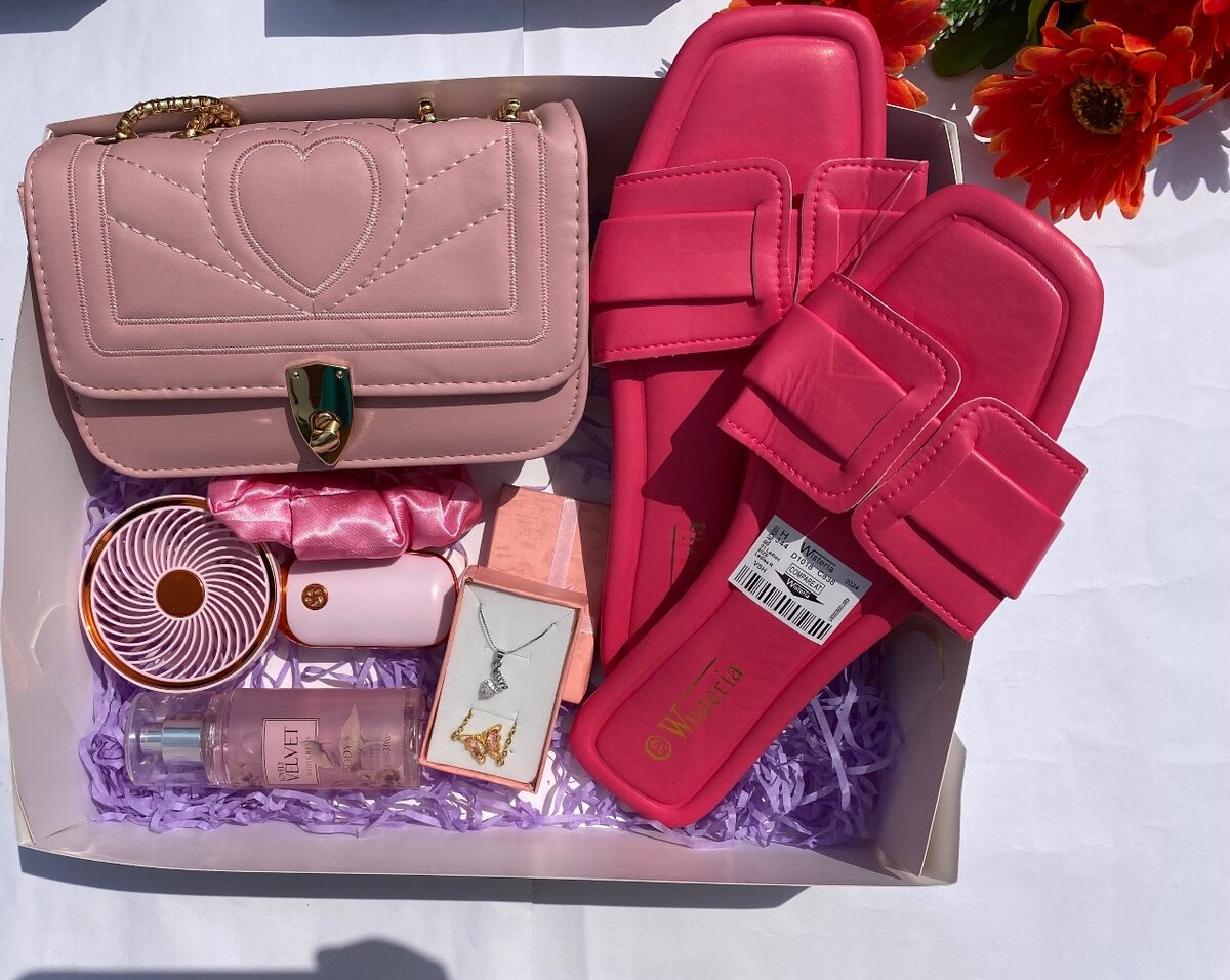 Color themed Gift box