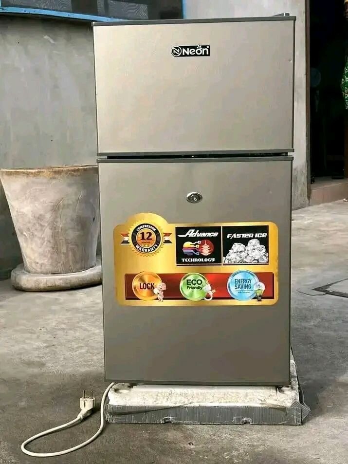 Réfrigérateur compact à deux portes