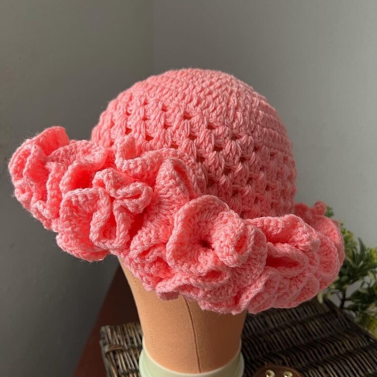 Chapeaux en crochet colorés