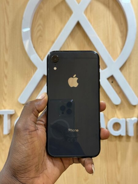 iPhone XR Noir 64GB Débloqué