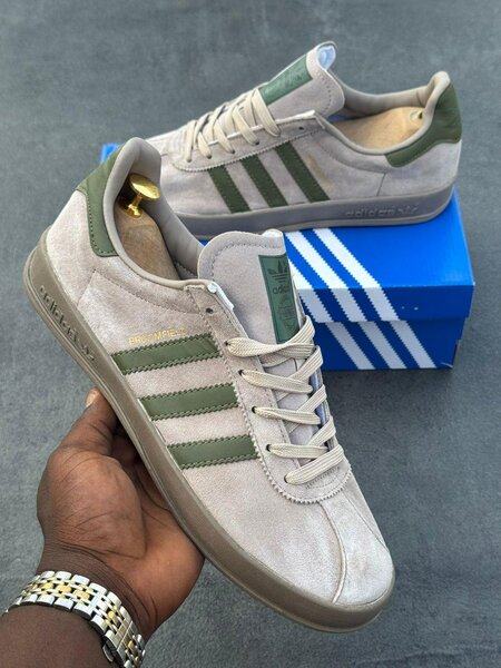 Basket adidas