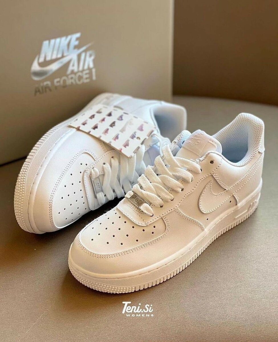 Nike Air Force 1