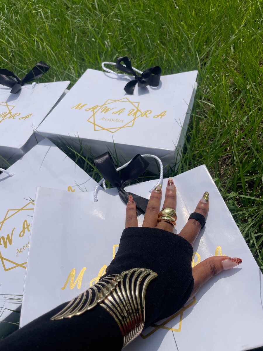 Bagues et Bracelets Élégants