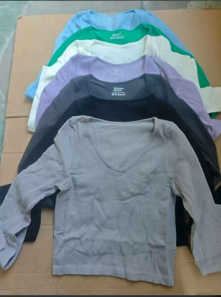 Pulls Femme en V Col
