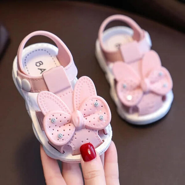 Pink sandals with bow for girls