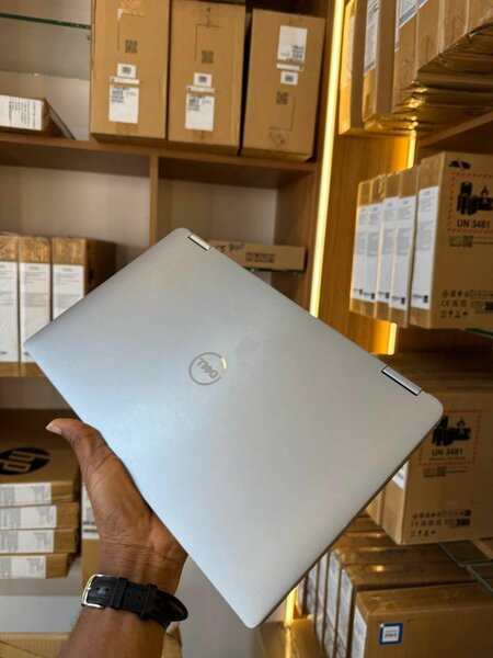 DELL LATITUDE 7400  * Intel️ core i5 8th generation vpro ma