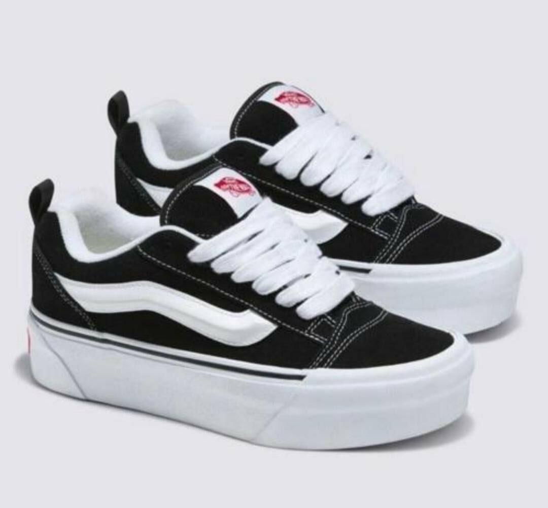 Baskets noires plateformes mode