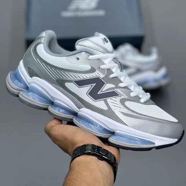 NEW BALANCE  2000 running