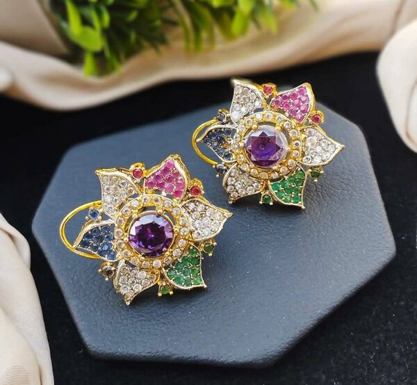 Ladies earrings