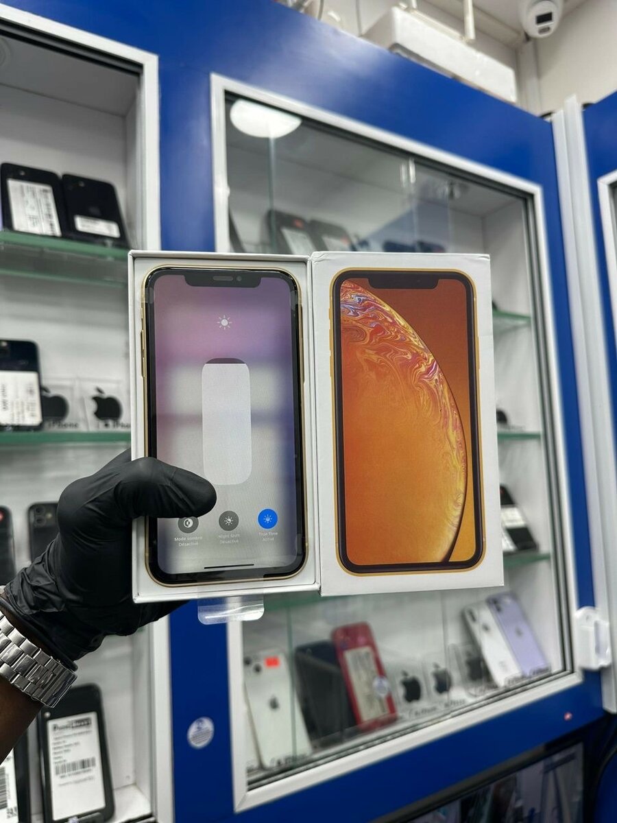 iPhone XR Jaune Débloqué