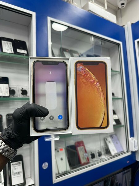 iPhone XR Jaune Débloqué