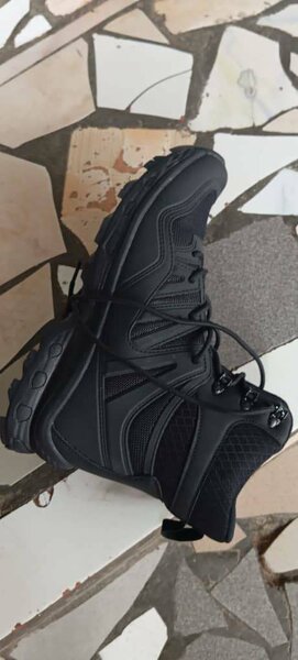 Chaussures tactiques noires pour hommes