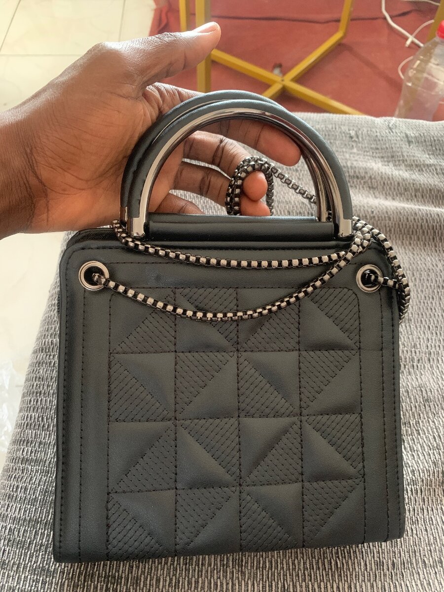 Sac à main élégant en cuir