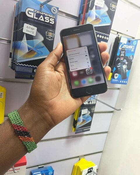 BRAND NEW IPHONE 🍏 pro 