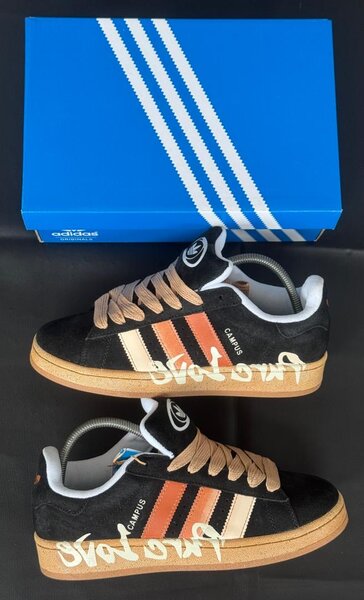 Baskets Adidas Campus Noires