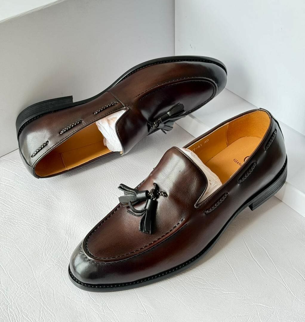 Mens shoes