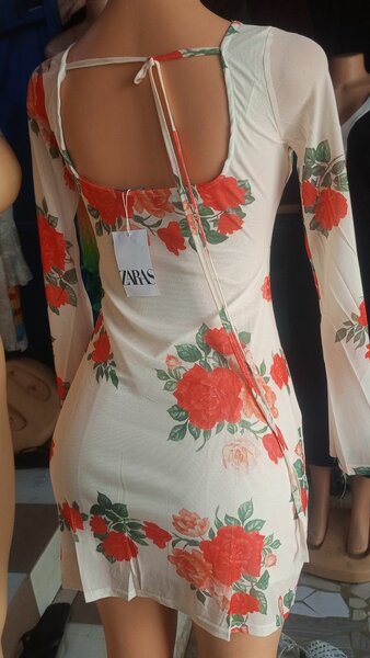 Robe Fleurie Évasée Élégante