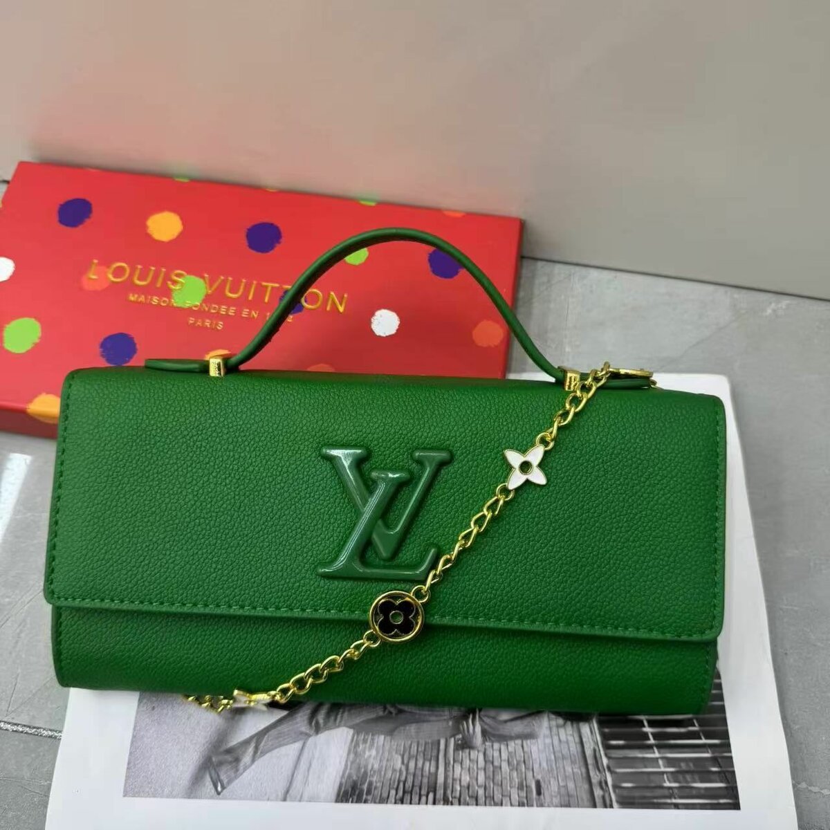 Sac à main élégant en cuir